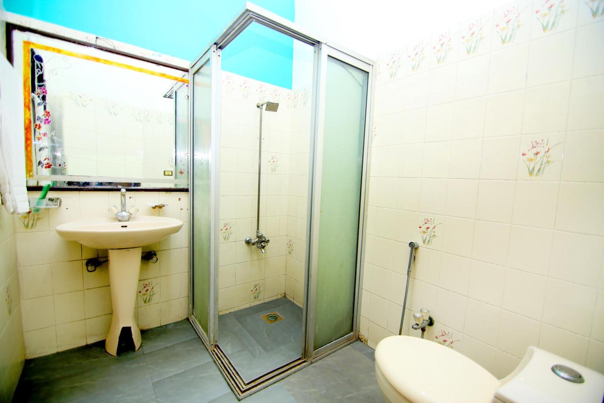 Premier Inn Mall לאהור מראה חיצוני תמונה
